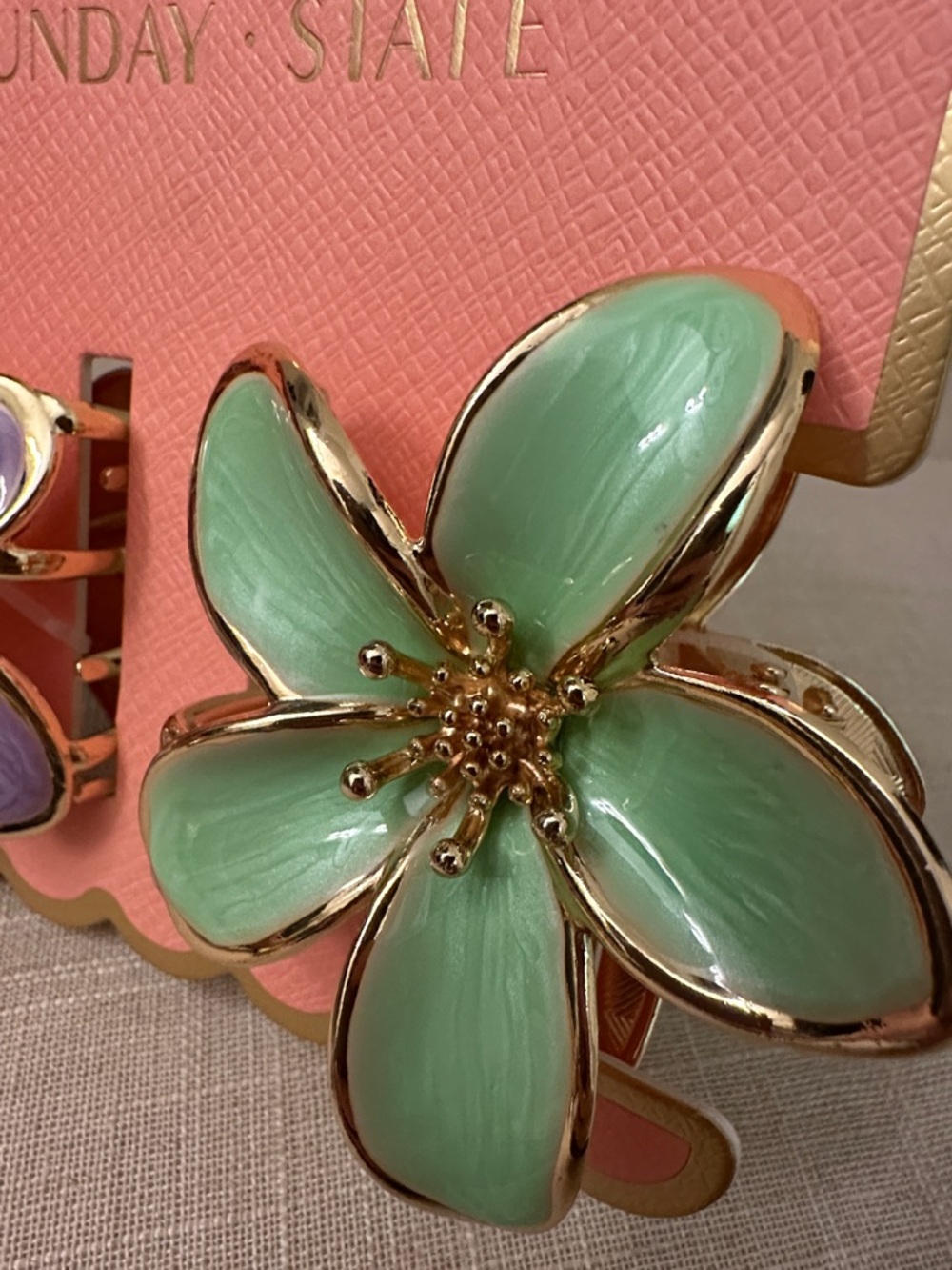 Sunday State Enameled Floral Hair Clips in Gold Set of 2 - Picture 6 of 6